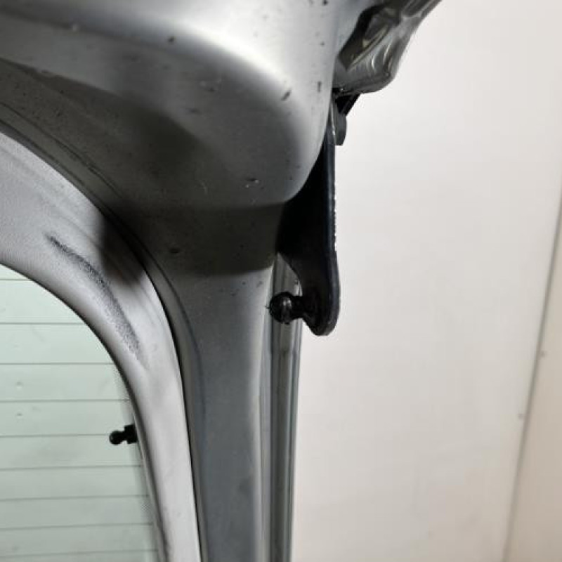 Malle/Hayon arriere FORD C-MAX 1 Photo n°8