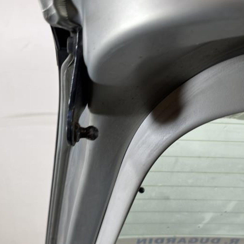 Malle/Hayon arriere FORD C-MAX 1 Photo n°9