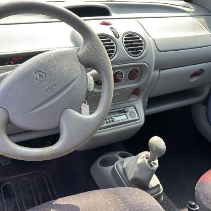 Calculateur moteur RENAULT TWINGO 1 Photo n°15