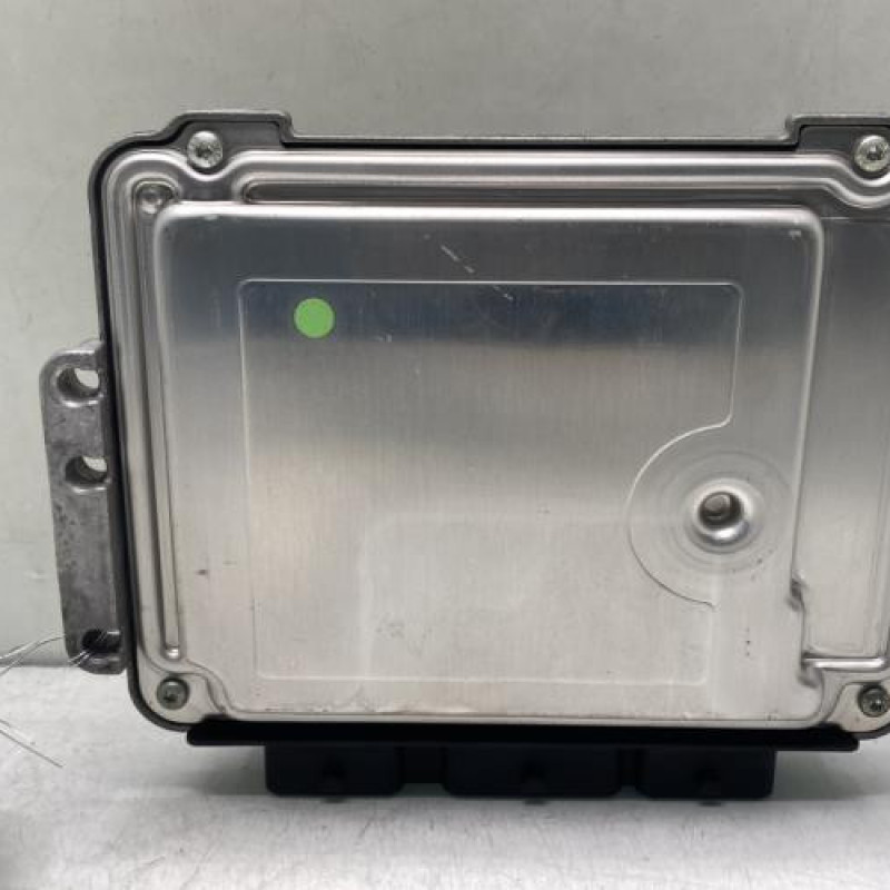 Calculateur moteur PEUGEOT 307 Photo n°1