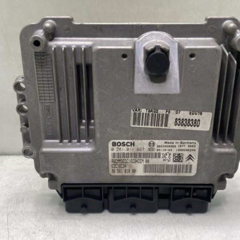 Calculateur moteur PEUGEOT 307 Photo n°3