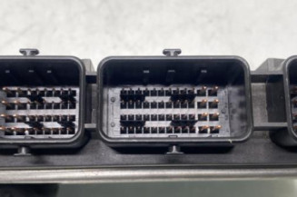 Calculateur moteur PEUGEOT 307