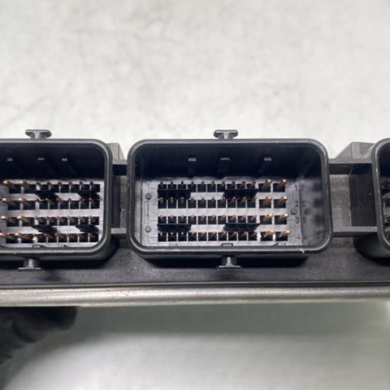 Calculateur moteur PEUGEOT 307 Photo n°5