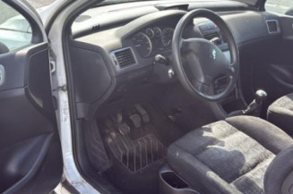 Calculateur moteur PEUGEOT 307