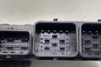 Calculateur moteur PEUGEOT EXPERT 2