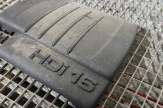 Cache moteur PEUGEOT 3008 1