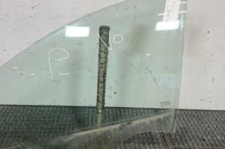 Vitre avant gauche DACIA SANDERO 2 Photo n°1