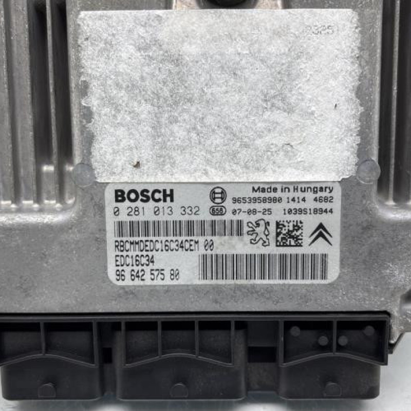 Calculateur moteur CITROEN C4 1 Photo n°2