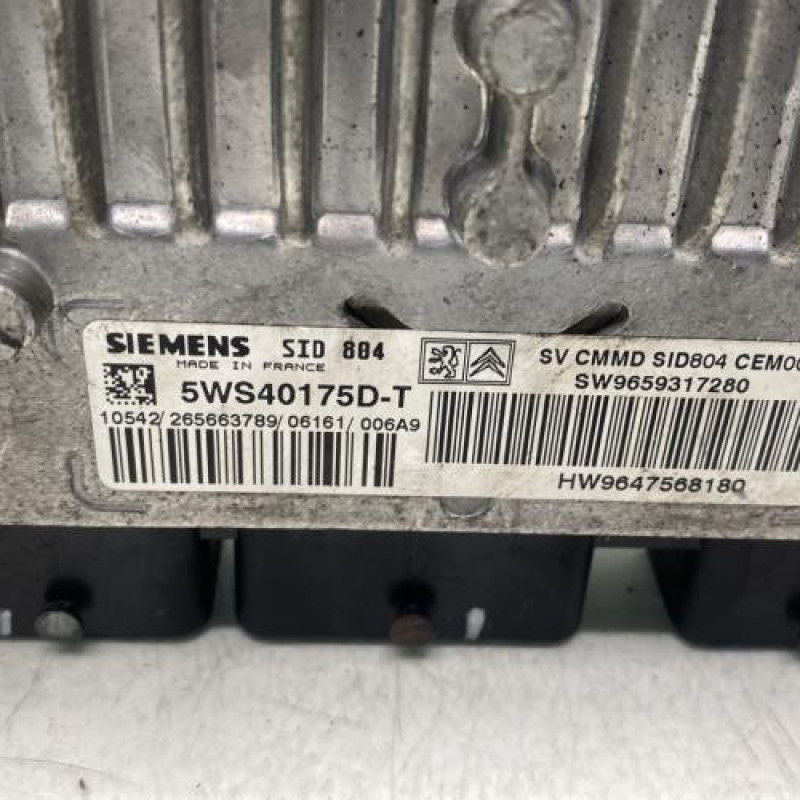 Calculateur moteur PEUGEOT 1007 Photo n°2
