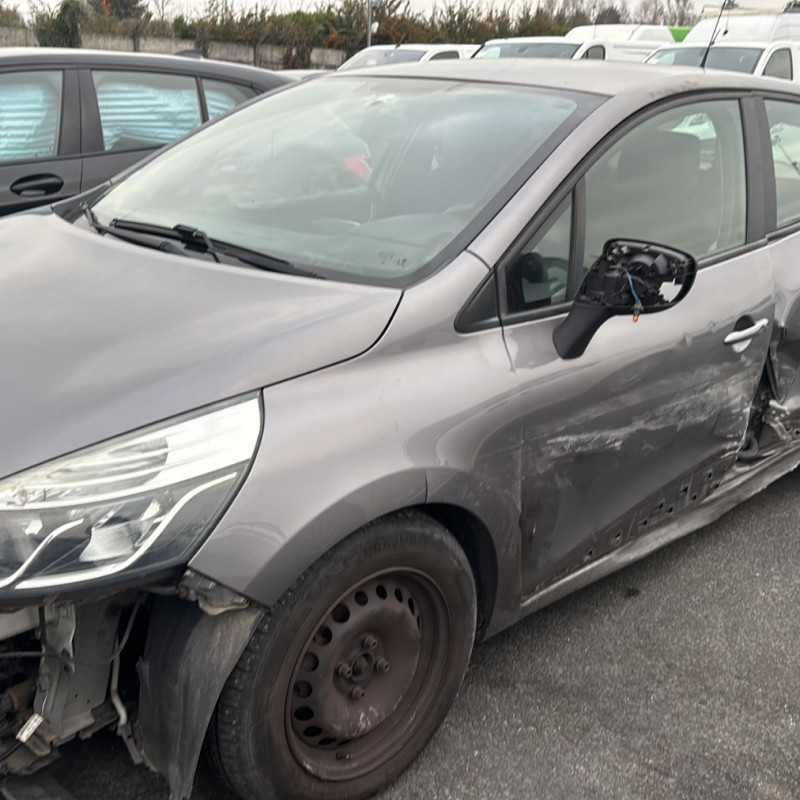 RENAULT CLIO 4 PHASE 1 1.5 DCI - 8V TURBO Photo n°1