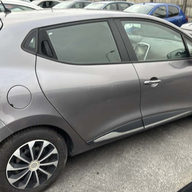 RENAULT CLIO 4 PHASE 1 1.5 DCI - 8V TURBO Photo n°7
