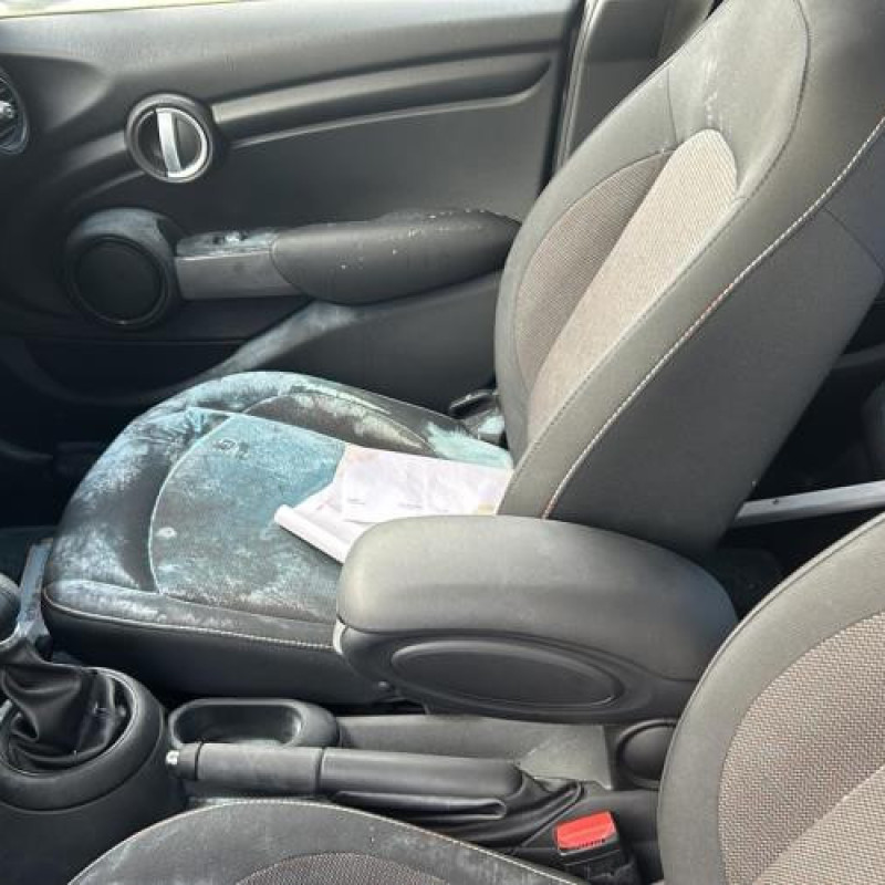 Pare boue arriere gauche MINI MINI 3 F55 Photo n°15