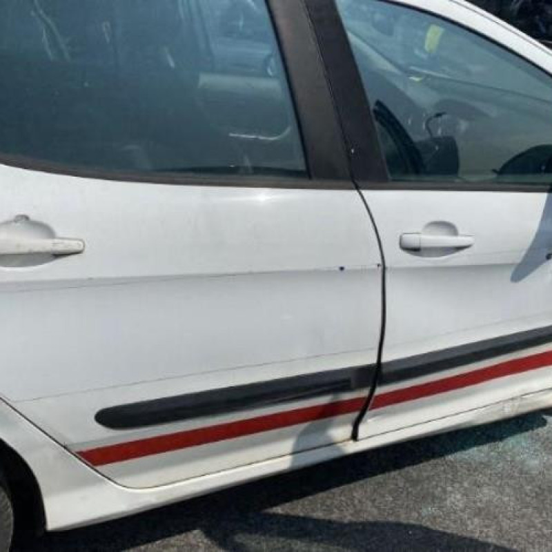 Pare boue avant gauche PEUGEOT 308 1 Photo n°7