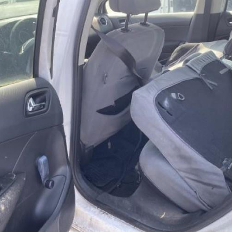 Pare boue avant gauche PEUGEOT 308 1 Photo n°11