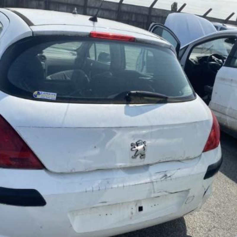 Pare boue avant gauche PEUGEOT 308 1 Photo n°14