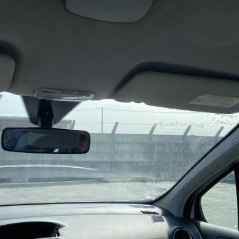 Pare boue avant gauche PEUGEOT 308 1 Photo n°17