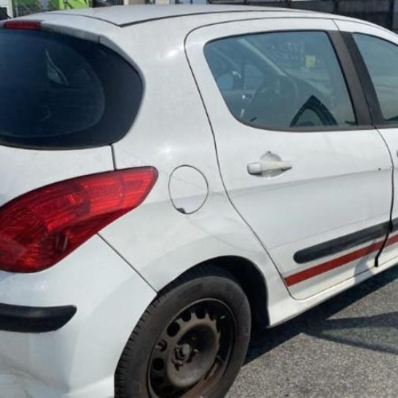 Pare boue avant gauche PEUGEOT 308 1 Photo n°19