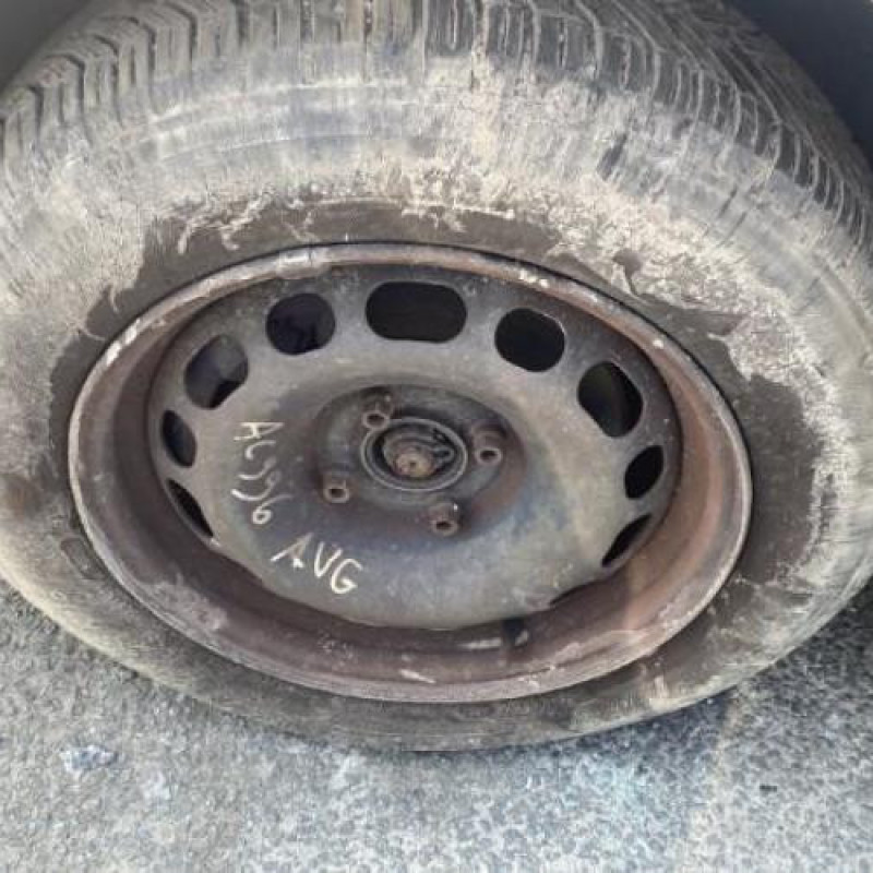 Pare boue avant gauche PEUGEOT 308 1 Photo n°20