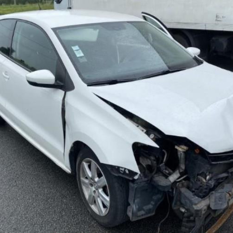 Pare boue arriere droit VOLKSWAGEN POLO 5 Photo n°7