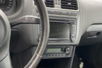 Pare boue arriere droit VOLKSWAGEN POLO 5