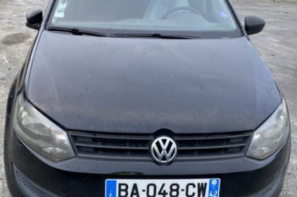 Pare boue avant gauche VOLKSWAGEN POLO 5