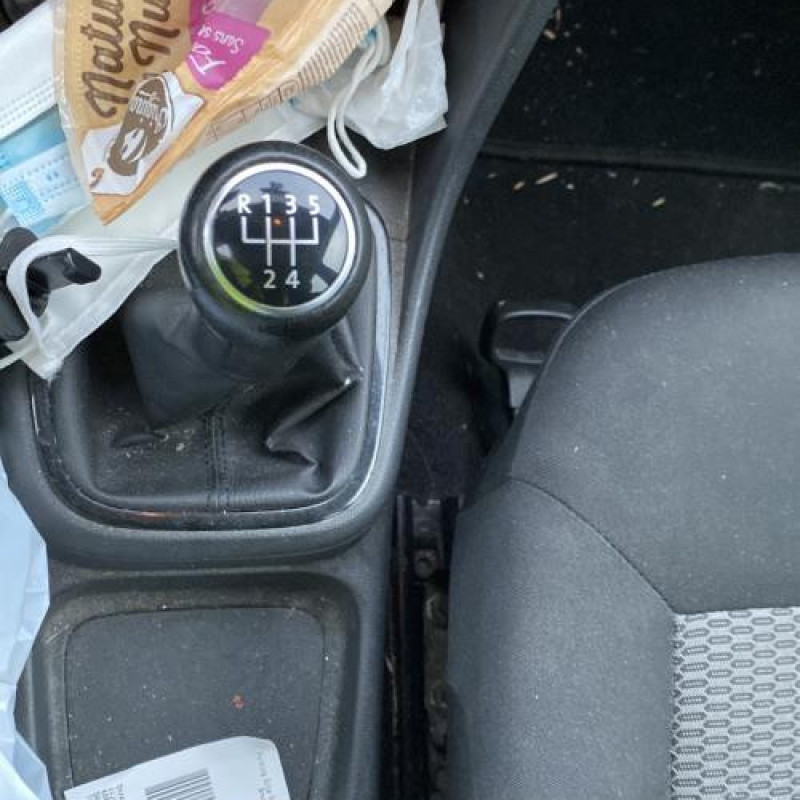 Pare boue avant gauche VOLKSWAGEN POLO 5 Photo n°20