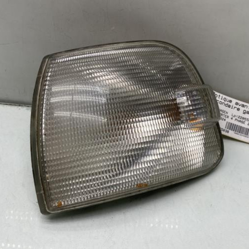 Optique avant secondaire gauche (feux)(clignotant) VOLKSWAGEN TRANSPORTER 4 Photo n°1