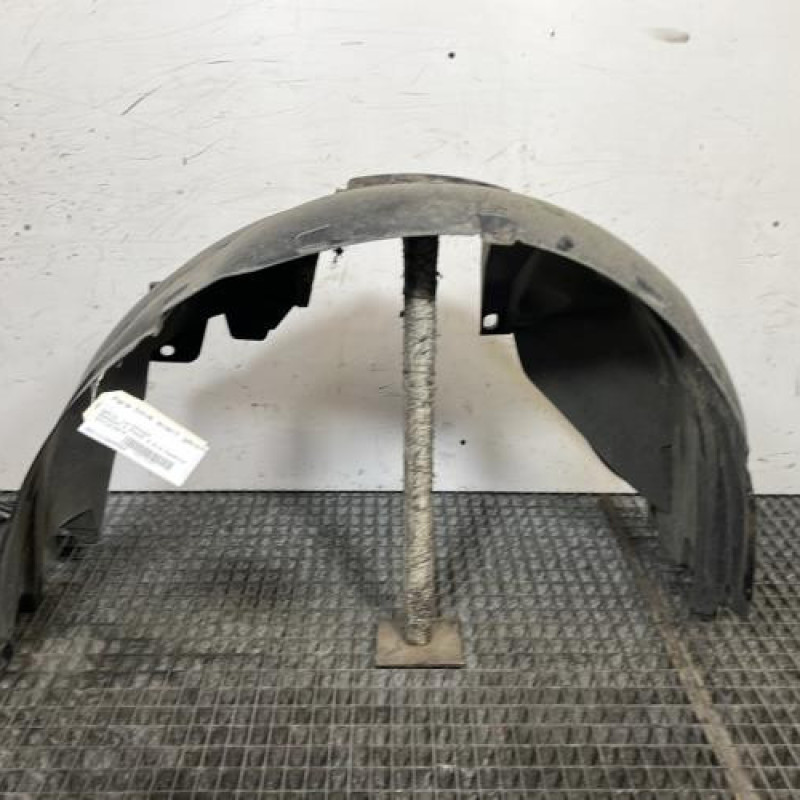 Pare boue avant gauche DACIA SANDERO 2 Photo n°1