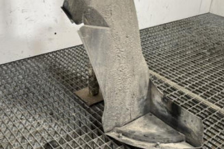 Pare boue arriere gauche PEUGEOT 206