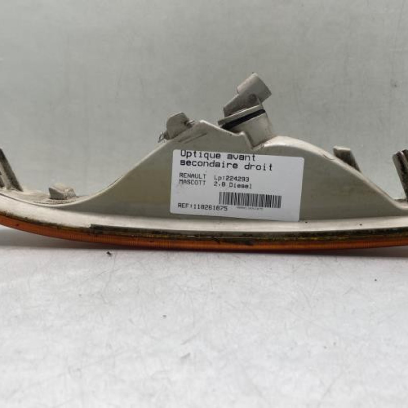 Optique avant secondaire droit (feux)(clignotant) RENAULT MASCOTT Photo n°2
