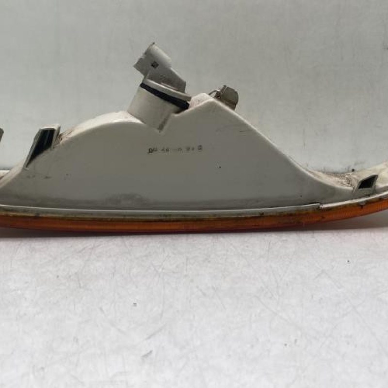 Optique avant secondaire droit (feux)(clignotant) RENAULT MASCOTT Photo n°3