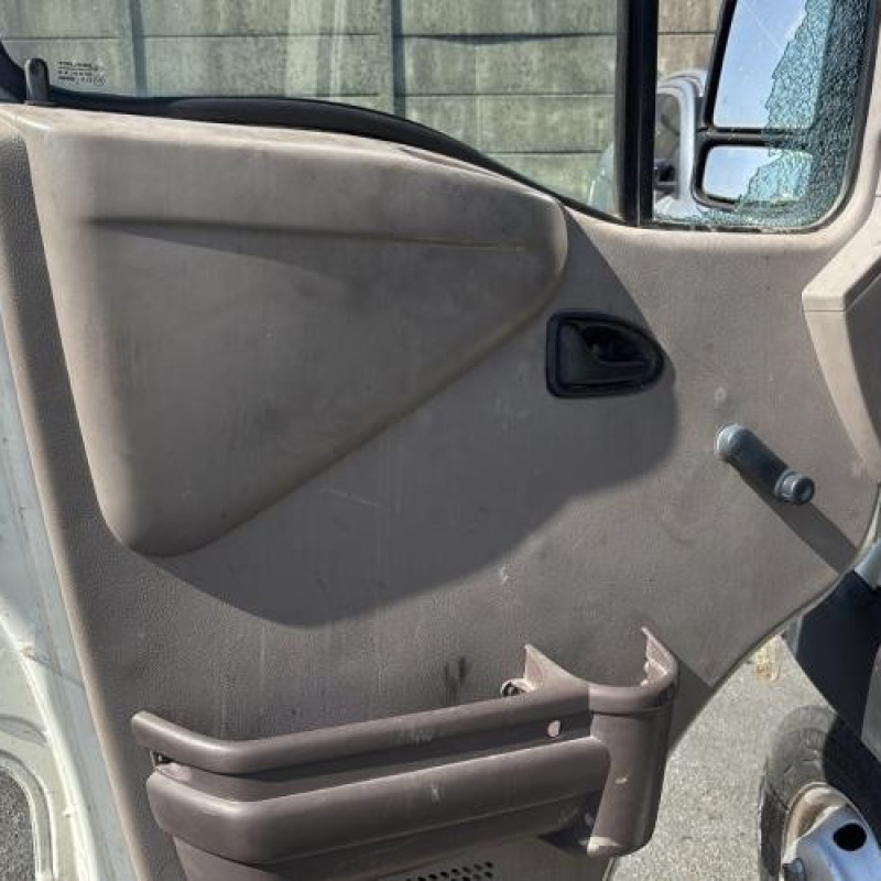 Optique avant secondaire droit (feux)(clignotant) RENAULT MASCOTT Photo n°13