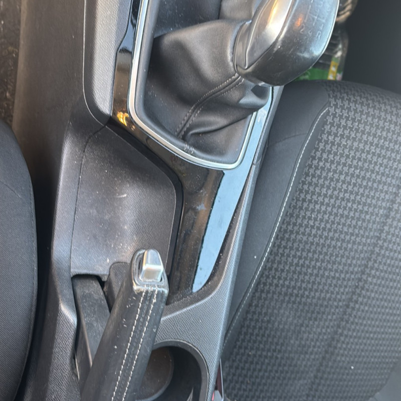 PEUGEOT 308 2 PHASE 1 1.6 BLUE HDI - 8V TURBO Photo n°19