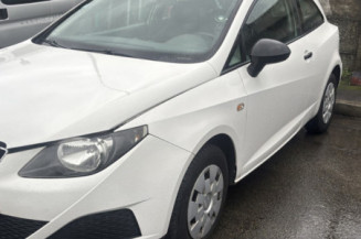 SEAT IBIZA 4 PHASE 1 1.2i - 12V Photo n°1