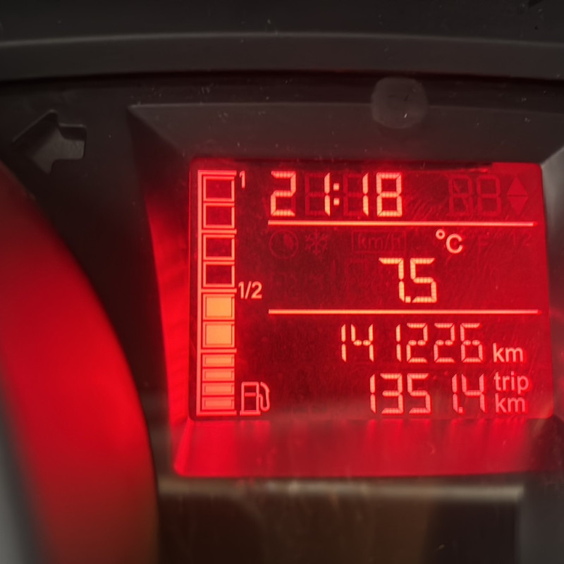 SEAT IBIZA 4 PHASE 1 1.2i - 12V Photo n°15