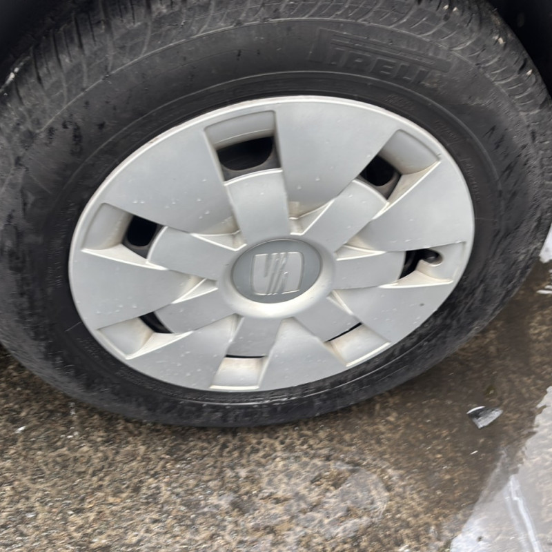 SEAT IBIZA 4 PHASE 1 1.2i - 12V Photo n°18