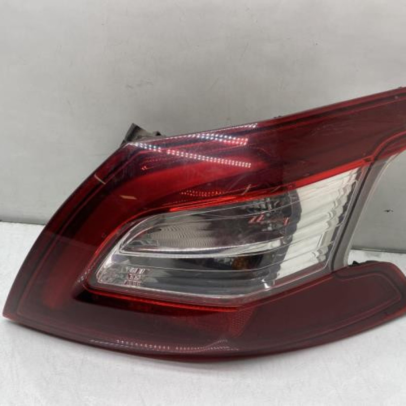 Feu arriere principal droit (feux) PEUGEOT 308 2 Photo n°1