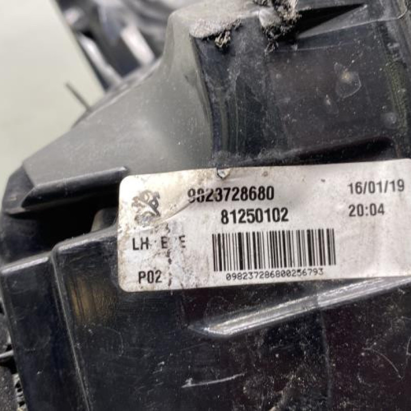 Feu arriere principal gauche (feux) PEUGEOT 308 2 Photo n°4