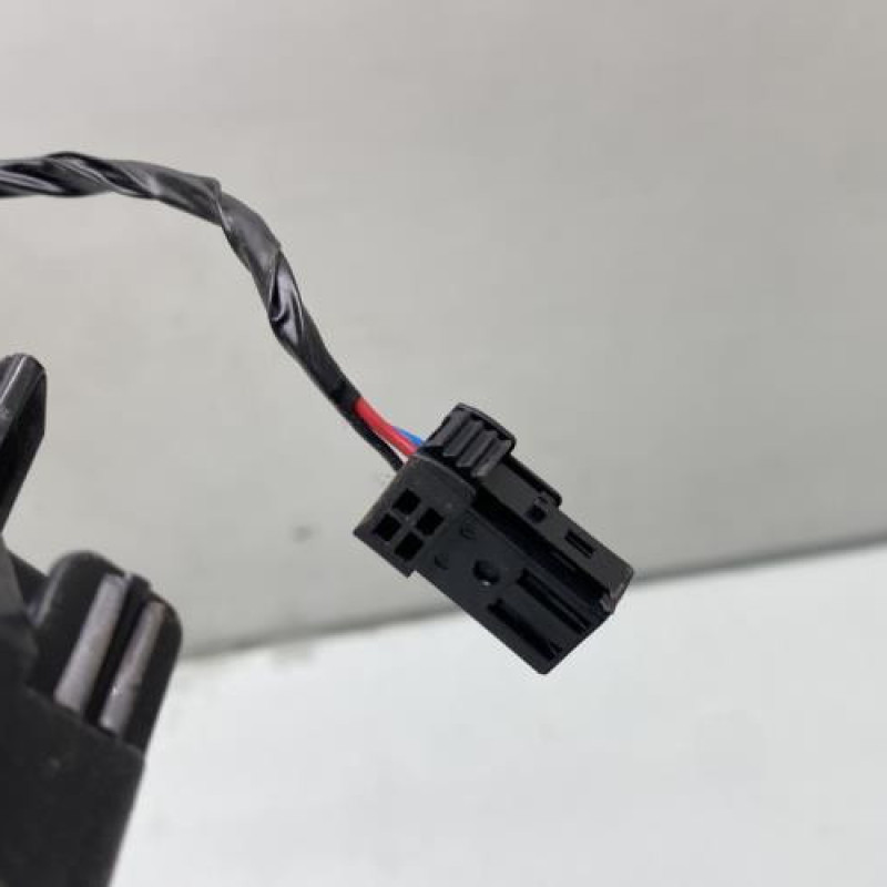 Feu arriere secondaire droit (feux) PEUGEOT 308 2 Photo n°4