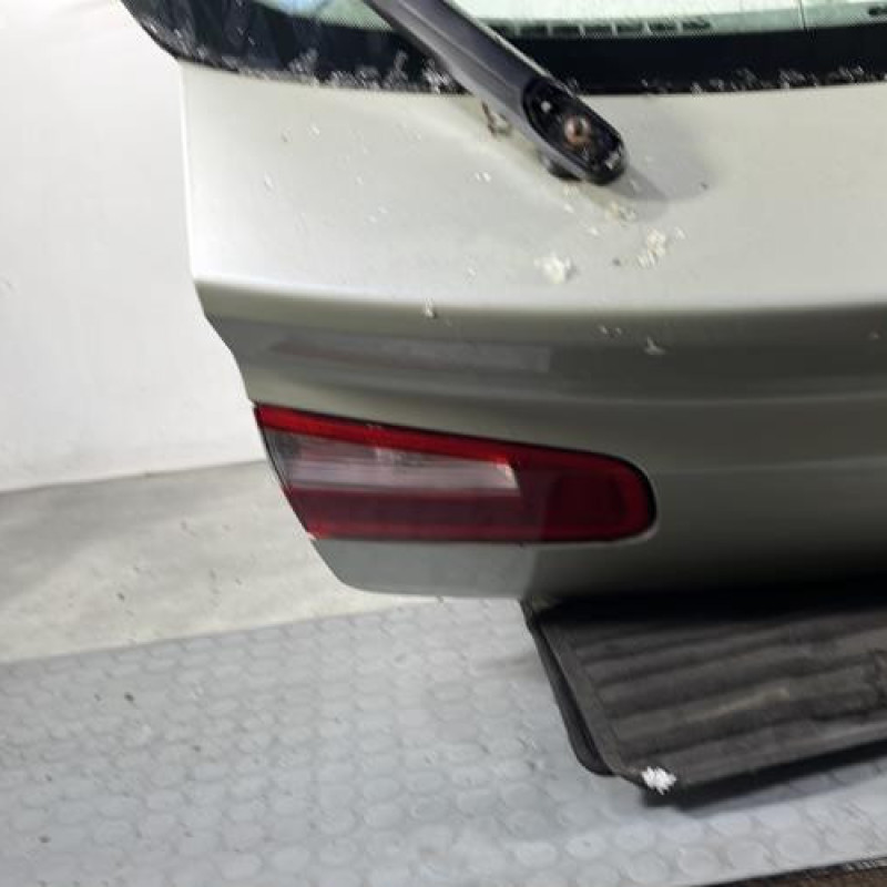 Malle/Hayon arriere RENAULT LAGUNA 2 Photo n°6