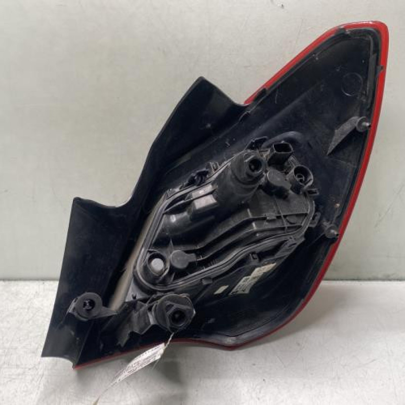 Feu arriere principal gauche (feux) OPEL CORSA E Photo n°2