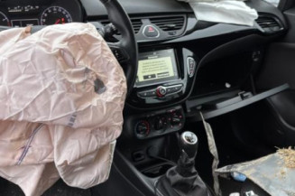 Feu arriere secondaire gauche (feux) OPEL CORSA E