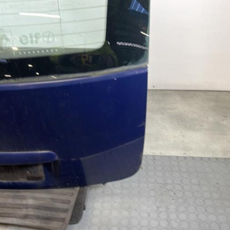 Malle/Hayon arriere RENAULT MEGANE 2 Photo n°4