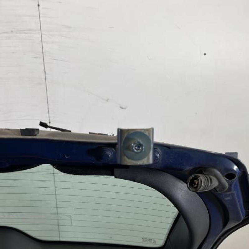 Malle/Hayon arriere RENAULT MEGANE 2 Photo n°7