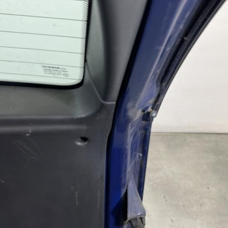 Malle/Hayon arriere RENAULT MEGANE 2 Photo n°8