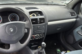 Feu arriere stop central RENAULT CLIO 2