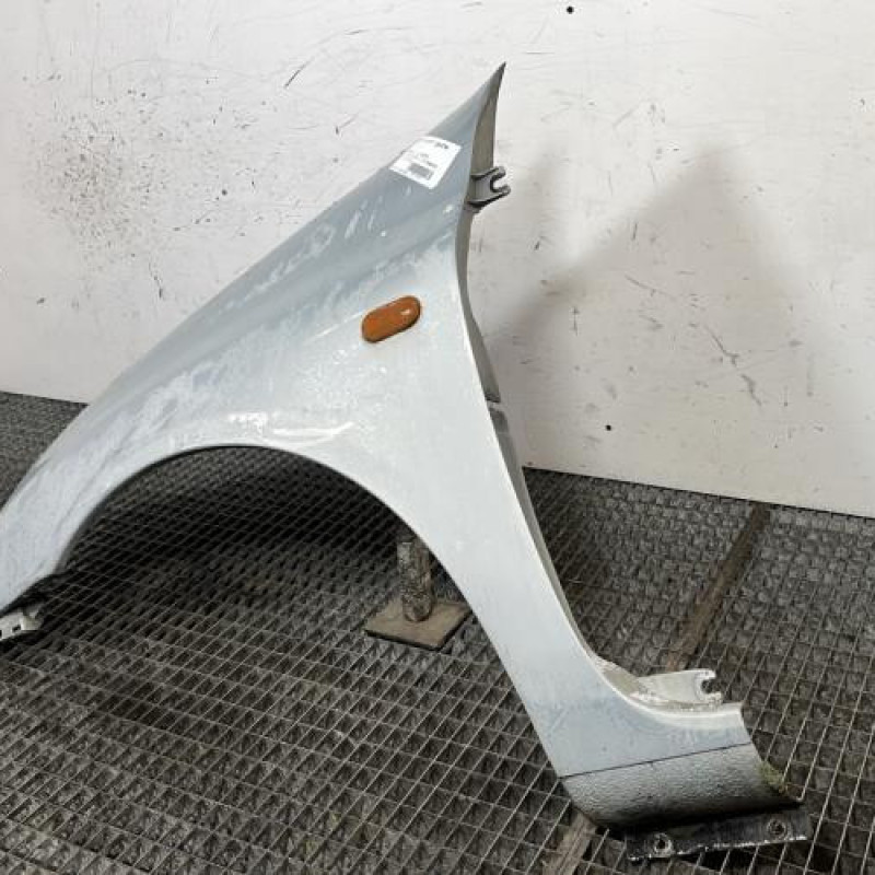 Aile avant gauche RENAULT CLIO 2 Photo n°3