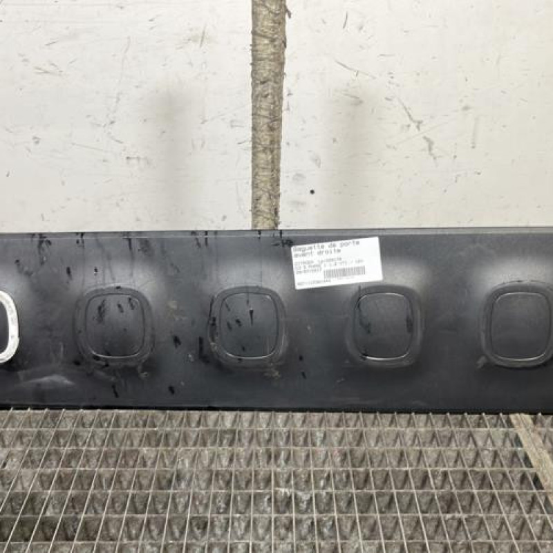 Baguette de porte avant droite CITROEN C3 3 Photo n°1