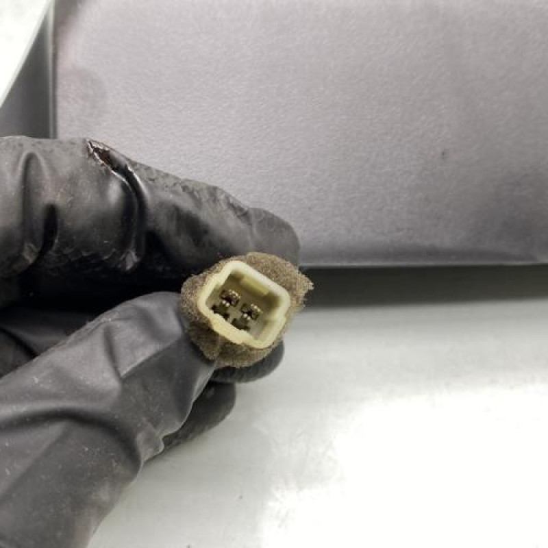 Feu arriere stop central CHEVROLET SPARK Photo n°3