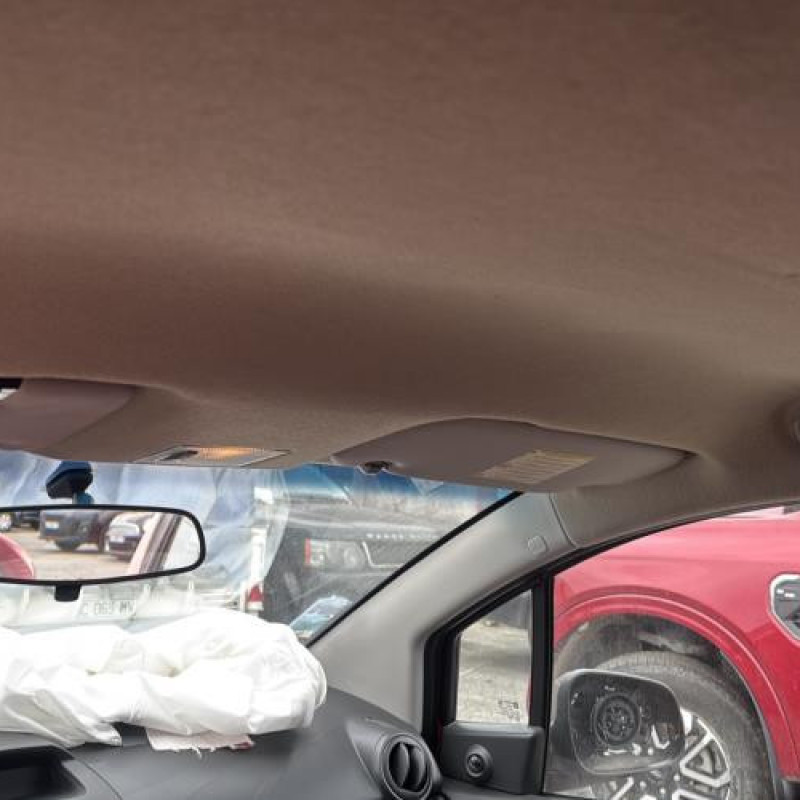 Feu arriere stop central CHEVROLET SPARK Photo n°20